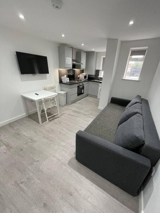 London Dagenham Apartments Esterno foto